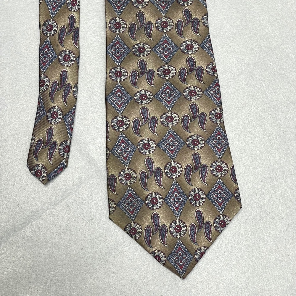 Buckingham Necktie Mens OS Gold Paisley Geometric Classic Formal USA Made